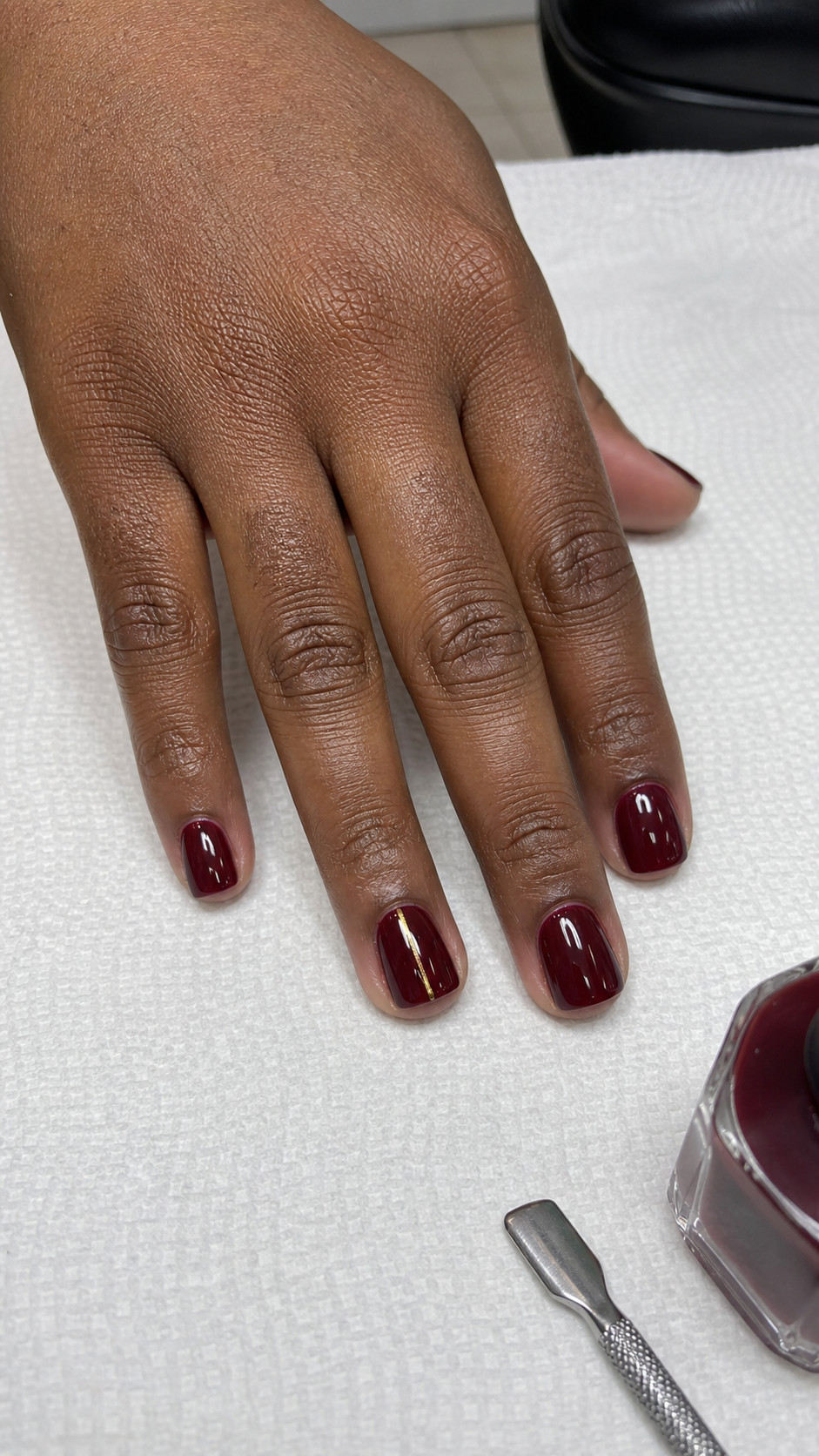 Esmaltação borgonha